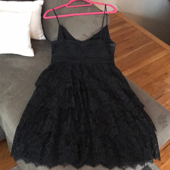 Black lace empire waist cocktail dress - Picture 3 of 4